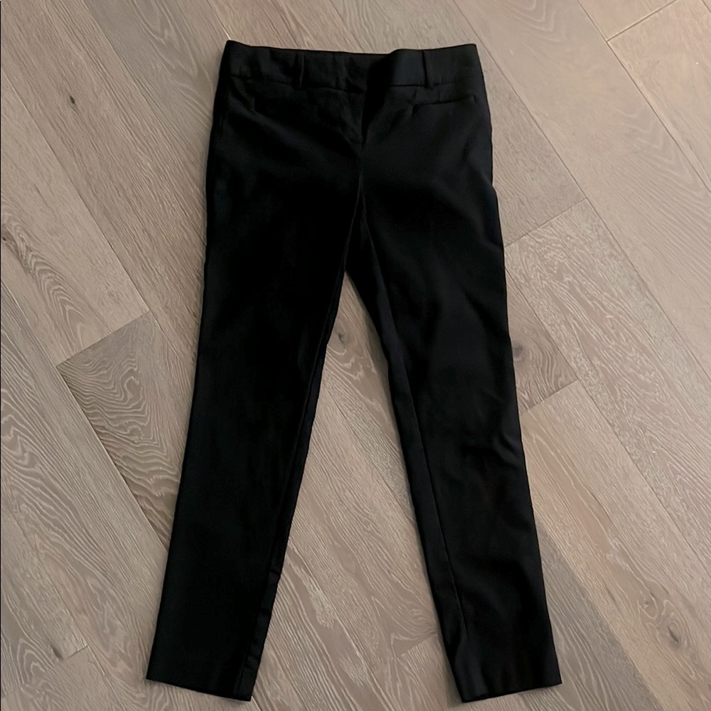 Van Heuson black stretch extensible work pants. Size: 2R. Gently Used.